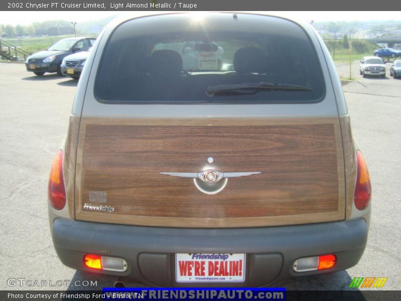 Light Almond Metallic / Taupe 2002 Chrysler PT Cruiser Limited