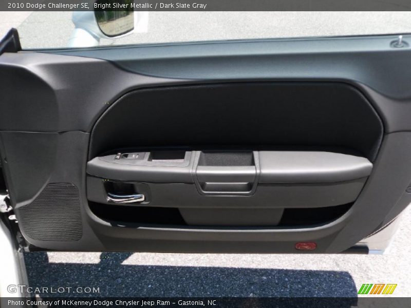 Bright Silver Metallic / Dark Slate Gray 2010 Dodge Challenger SE
