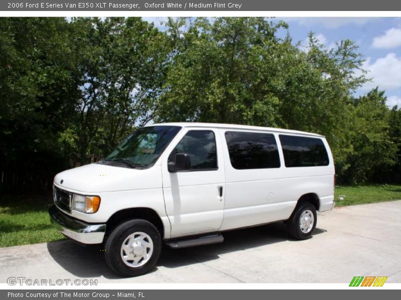 Oxford White / Medium Flint Grey 2006 Ford E Series Van E350 XLT Passenger