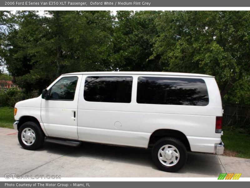 Oxford White / Medium Flint Grey 2006 Ford E Series Van E350 XLT Passenger