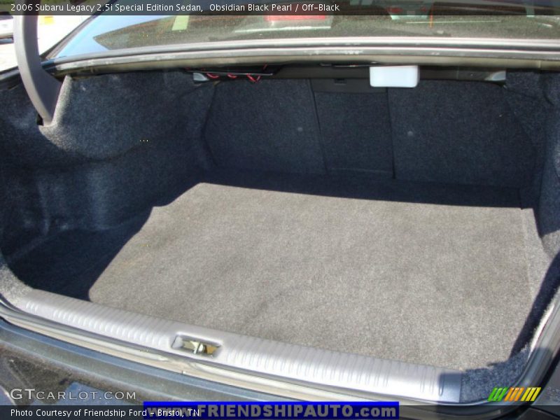 Obsidian Black Pearl / Off-Black 2006 Subaru Legacy 2.5i Special Edition Sedan