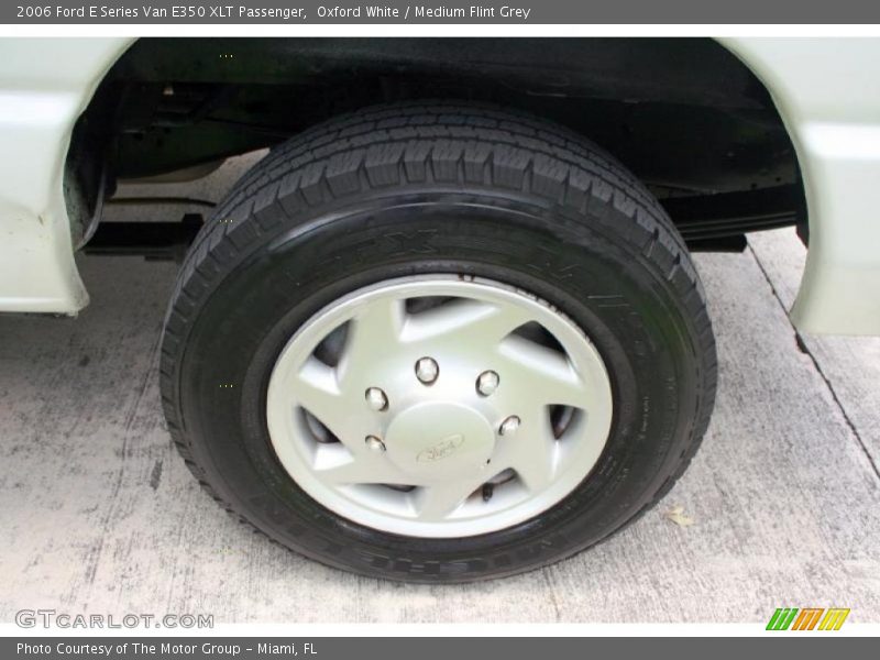 Oxford White / Medium Flint Grey 2006 Ford E Series Van E350 XLT Passenger