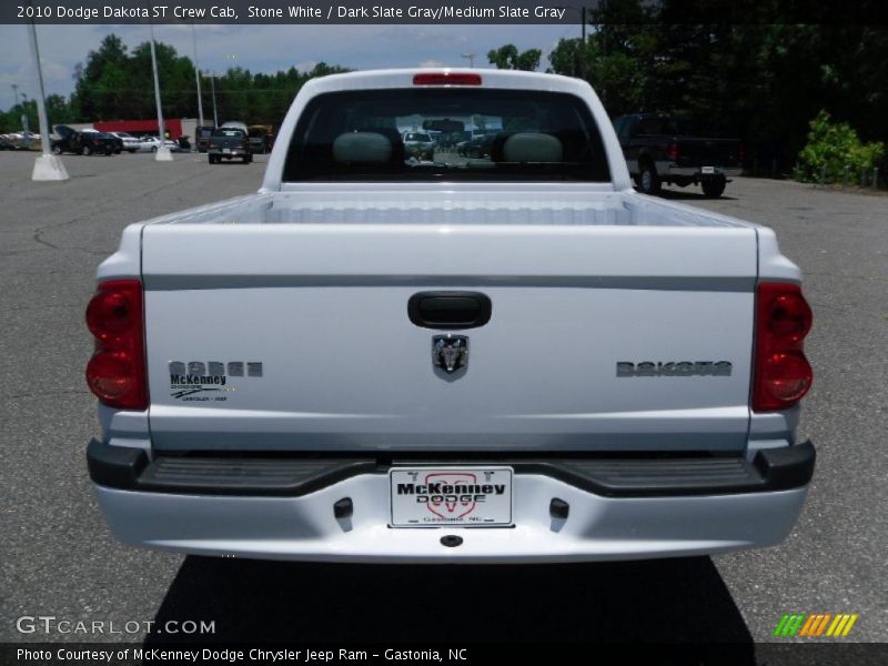Stone White / Dark Slate Gray/Medium Slate Gray 2010 Dodge Dakota ST Crew Cab