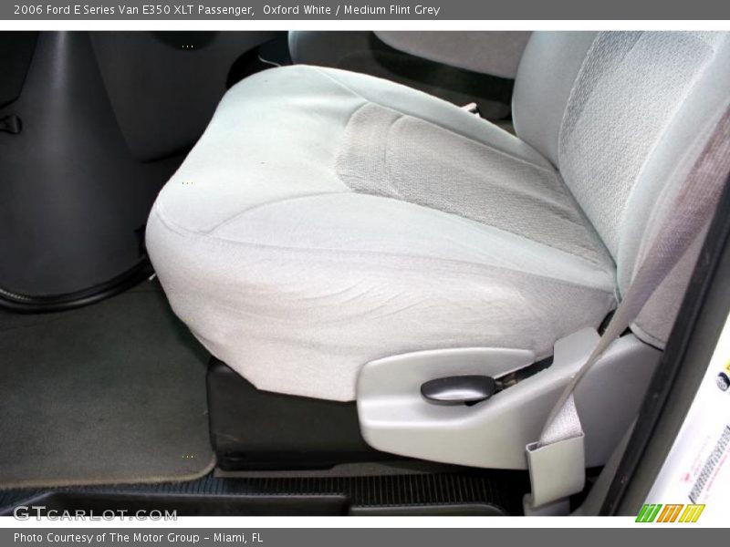 Oxford White / Medium Flint Grey 2006 Ford E Series Van E350 XLT Passenger