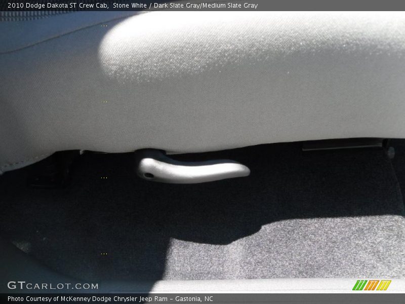 Stone White / Dark Slate Gray/Medium Slate Gray 2010 Dodge Dakota ST Crew Cab