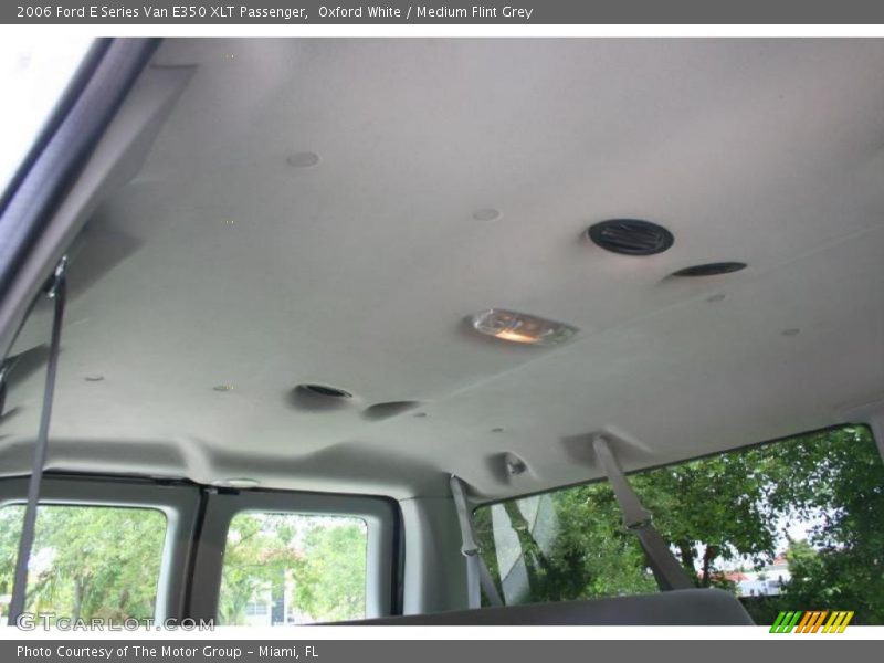 Oxford White / Medium Flint Grey 2006 Ford E Series Van E350 XLT Passenger