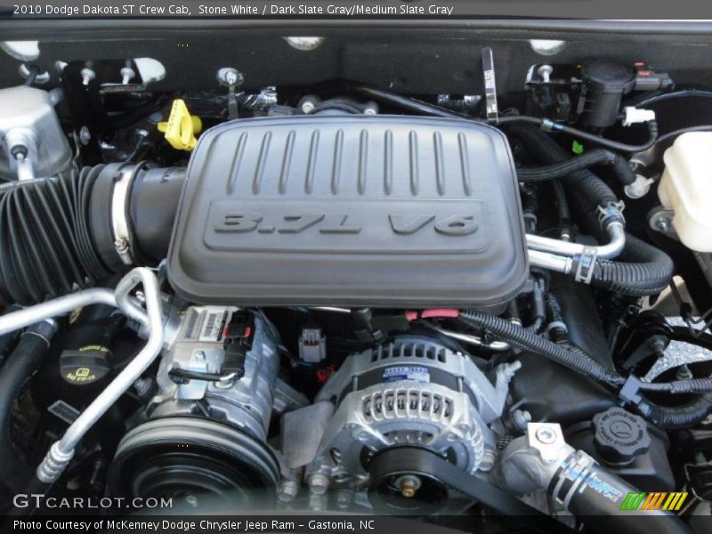Stone White / Dark Slate Gray/Medium Slate Gray 2010 Dodge Dakota ST Crew Cab