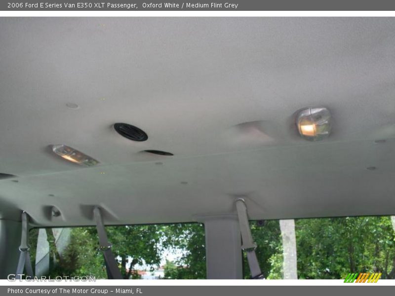 Oxford White / Medium Flint Grey 2006 Ford E Series Van E350 XLT Passenger