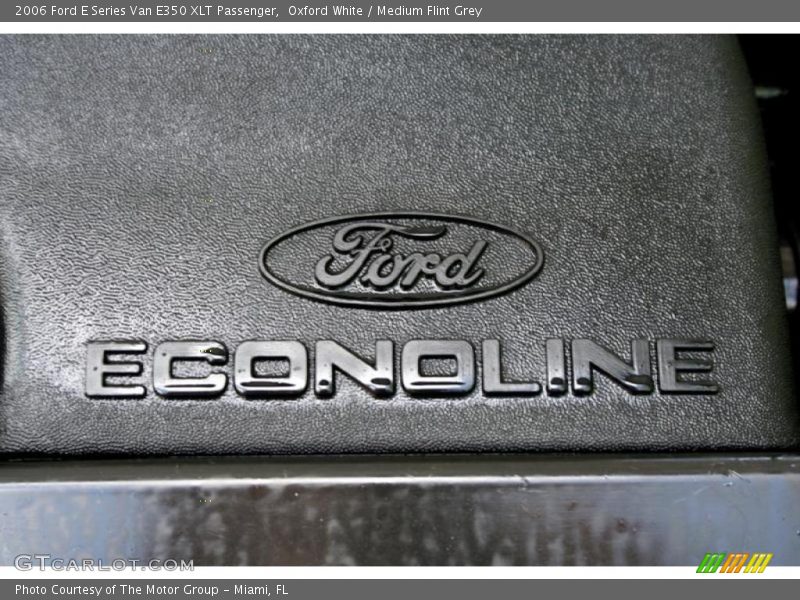 Oxford White / Medium Flint Grey 2006 Ford E Series Van E350 XLT Passenger