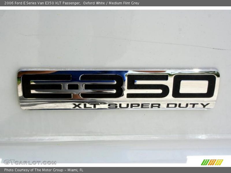 Oxford White / Medium Flint Grey 2006 Ford E Series Van E350 XLT Passenger