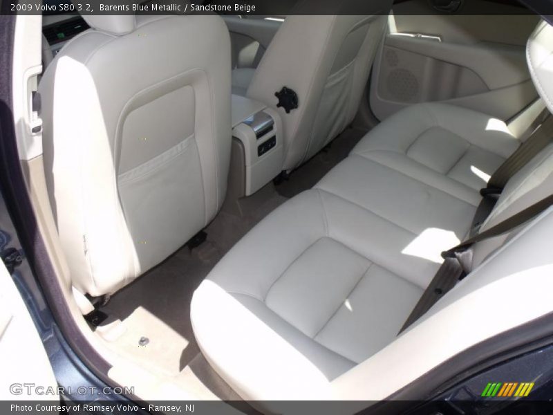 Barents Blue Metallic / Sandstone Beige 2009 Volvo S80 3.2