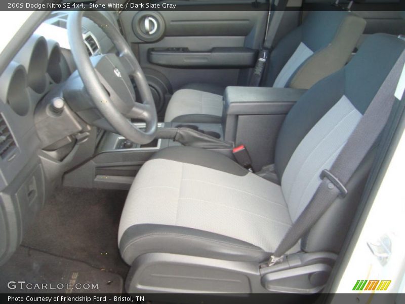 Stone White / Dark Slate Gray 2009 Dodge Nitro SE 4x4