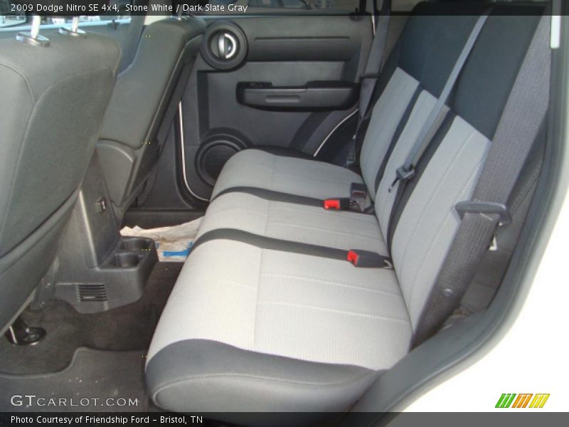 Stone White / Dark Slate Gray 2009 Dodge Nitro SE 4x4
