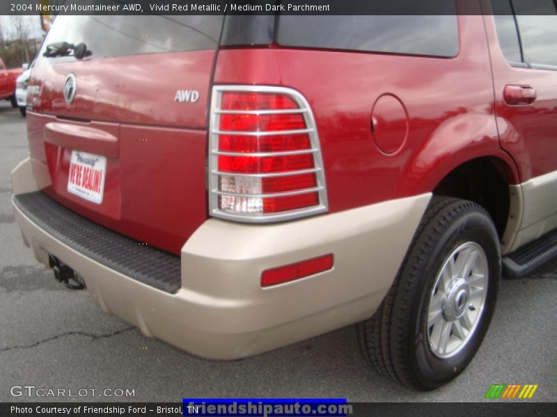 Vivid Red Metallic / Medium Dark Parchment 2004 Mercury Mountaineer AWD