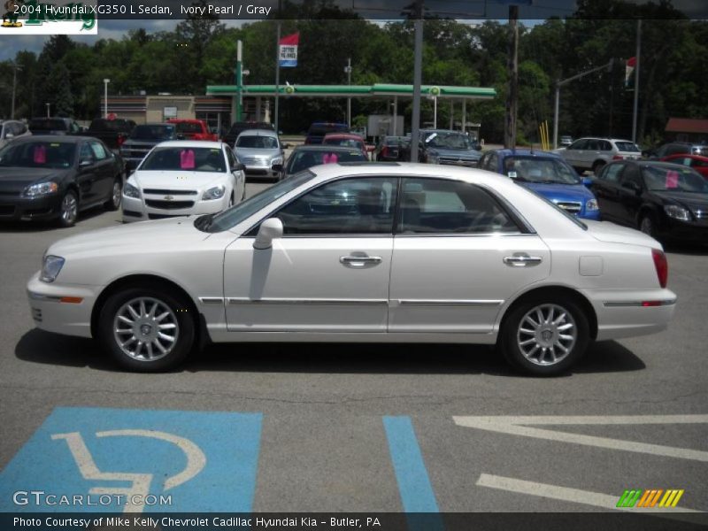 Ivory Pearl / Gray 2004 Hyundai XG350 L Sedan