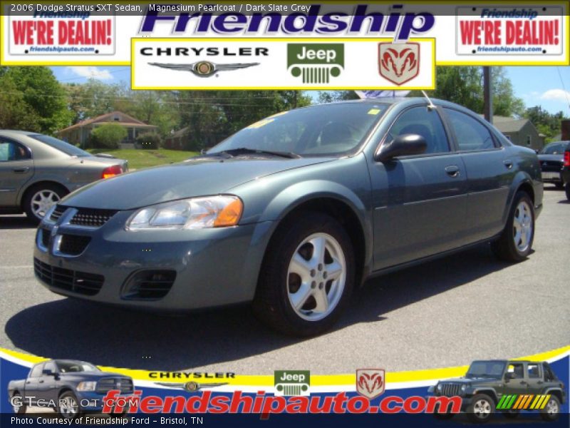 Magnesium Pearlcoat / Dark Slate Grey 2006 Dodge Stratus SXT Sedan