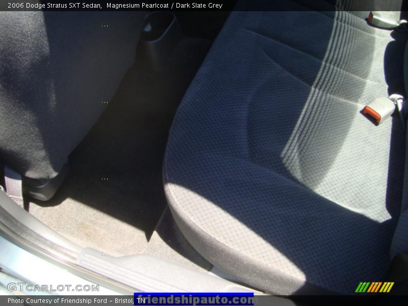 Magnesium Pearlcoat / Dark Slate Grey 2006 Dodge Stratus SXT Sedan