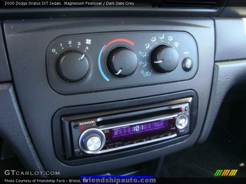 Magnesium Pearlcoat / Dark Slate Grey 2006 Dodge Stratus SXT Sedan