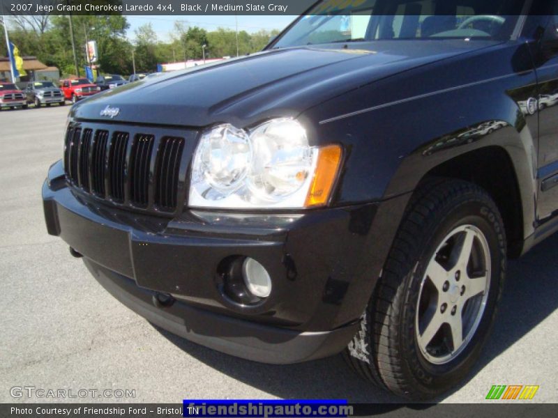 Black / Medium Slate Gray 2007 Jeep Grand Cherokee Laredo 4x4