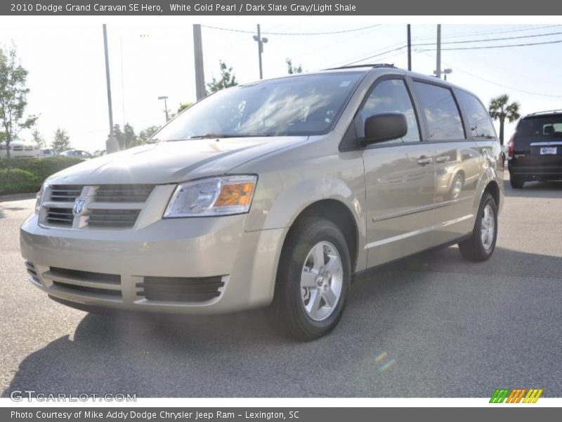 White Gold Pearl / Dark Slate Gray/Light Shale 2010 Dodge Grand Caravan SE Hero