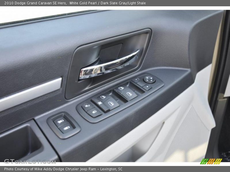 White Gold Pearl / Dark Slate Gray/Light Shale 2010 Dodge Grand Caravan SE Hero