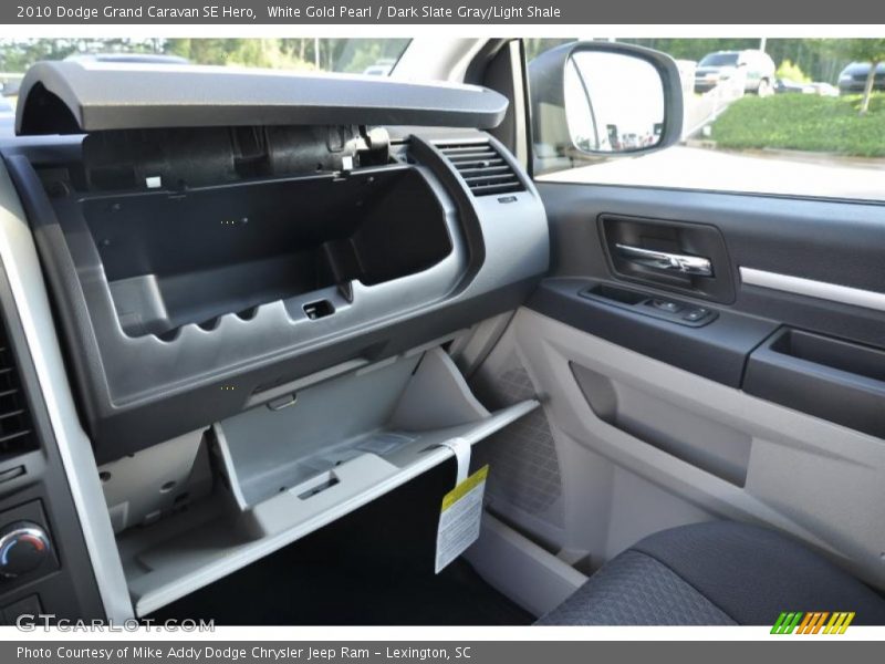 White Gold Pearl / Dark Slate Gray/Light Shale 2010 Dodge Grand Caravan SE Hero