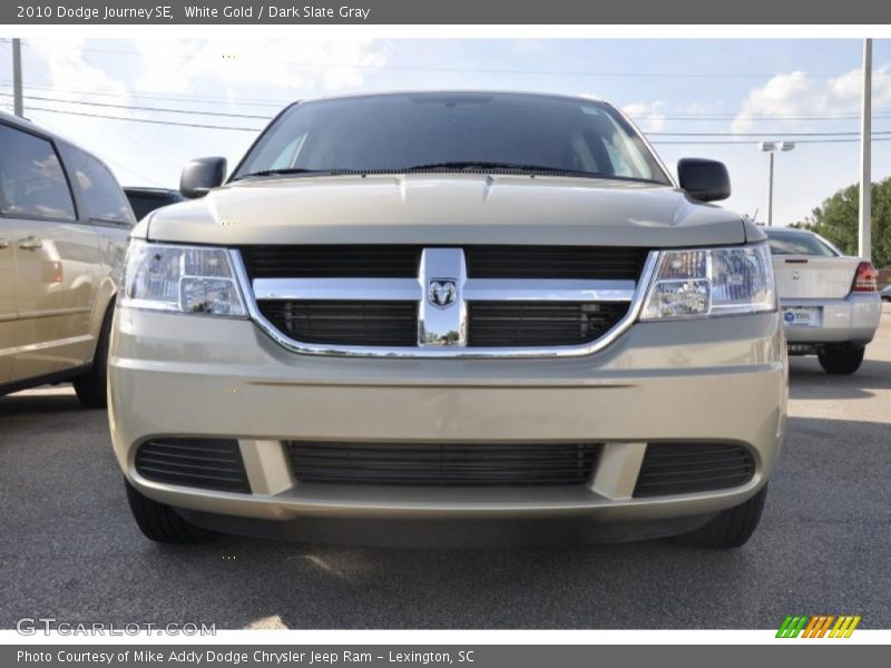 White Gold / Dark Slate Gray 2010 Dodge Journey SE