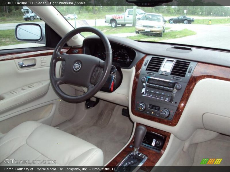 Light Platinum / Shale 2007 Cadillac DTS Sedan