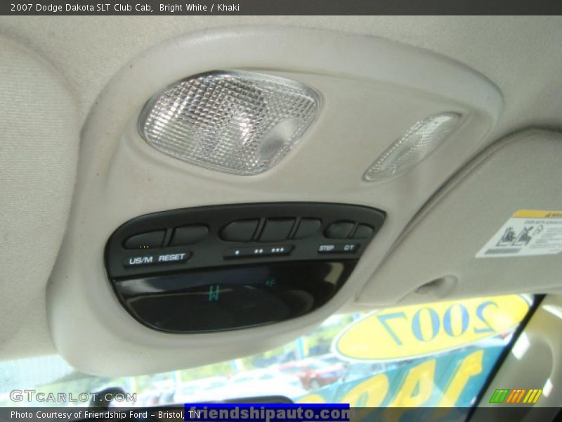 Bright White / Khaki 2007 Dodge Dakota SLT Club Cab