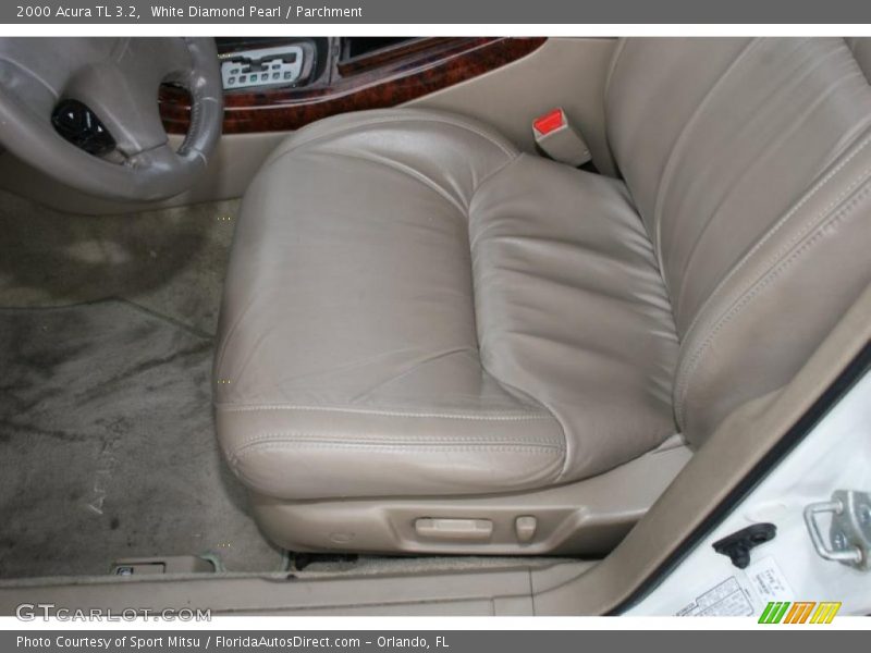 White Diamond Pearl / Parchment 2000 Acura TL 3.2