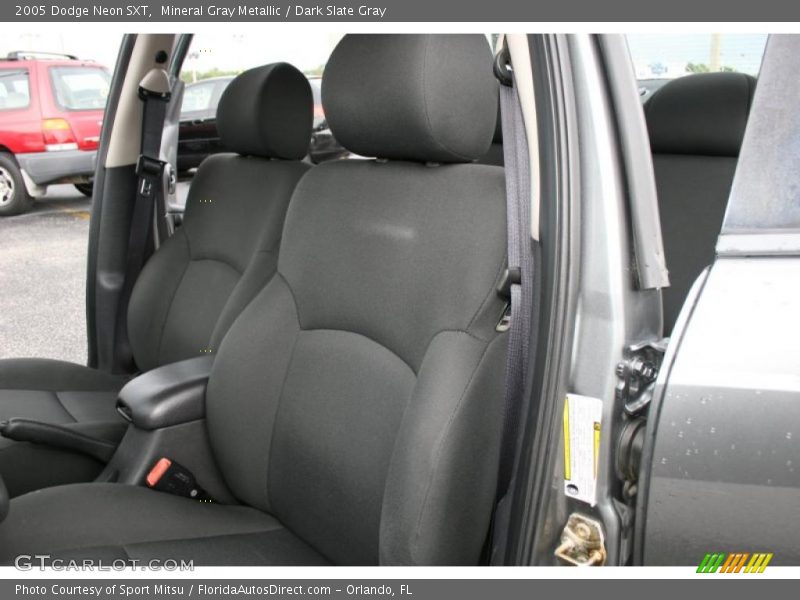 Mineral Gray Metallic / Dark Slate Gray 2005 Dodge Neon SXT