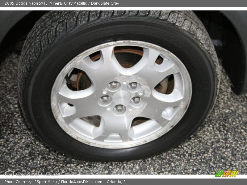Mineral Gray Metallic / Dark Slate Gray 2005 Dodge Neon SXT