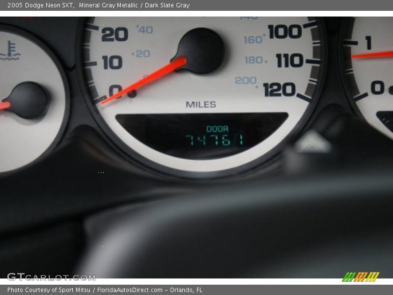Mineral Gray Metallic / Dark Slate Gray 2005 Dodge Neon SXT