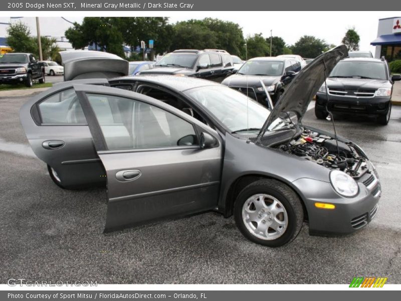 Mineral Gray Metallic / Dark Slate Gray 2005 Dodge Neon SXT