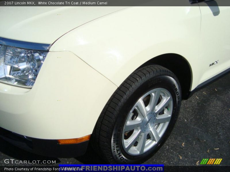 White Chocolate Tri Coat / Medium Camel 2007 Lincoln MKX