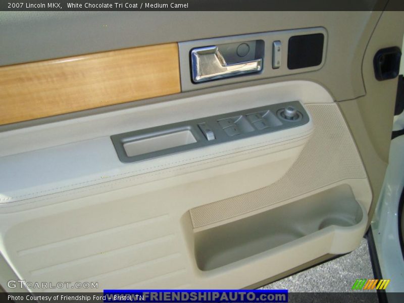 White Chocolate Tri Coat / Medium Camel 2007 Lincoln MKX