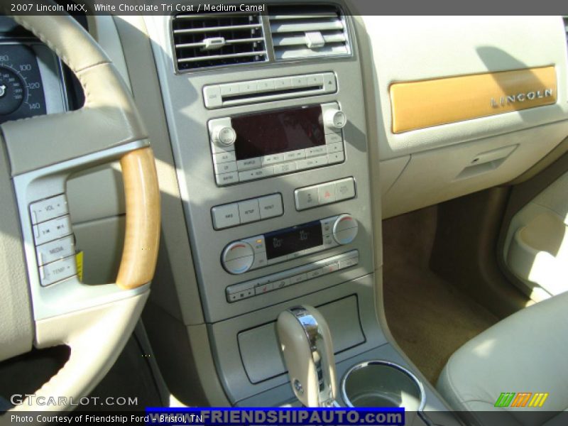 White Chocolate Tri Coat / Medium Camel 2007 Lincoln MKX