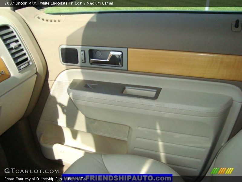 White Chocolate Tri Coat / Medium Camel 2007 Lincoln MKX