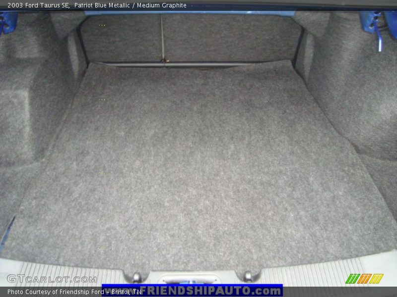 Patriot Blue Metallic / Medium Graphite 2003 Ford Taurus SE