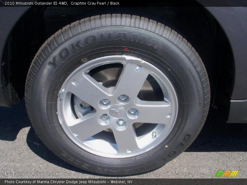 Graphite Gray Pearl / Black 2010 Mitsubishi Outlander ES 4WD