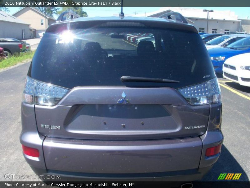 Graphite Gray Pearl / Black 2010 Mitsubishi Outlander ES 4WD