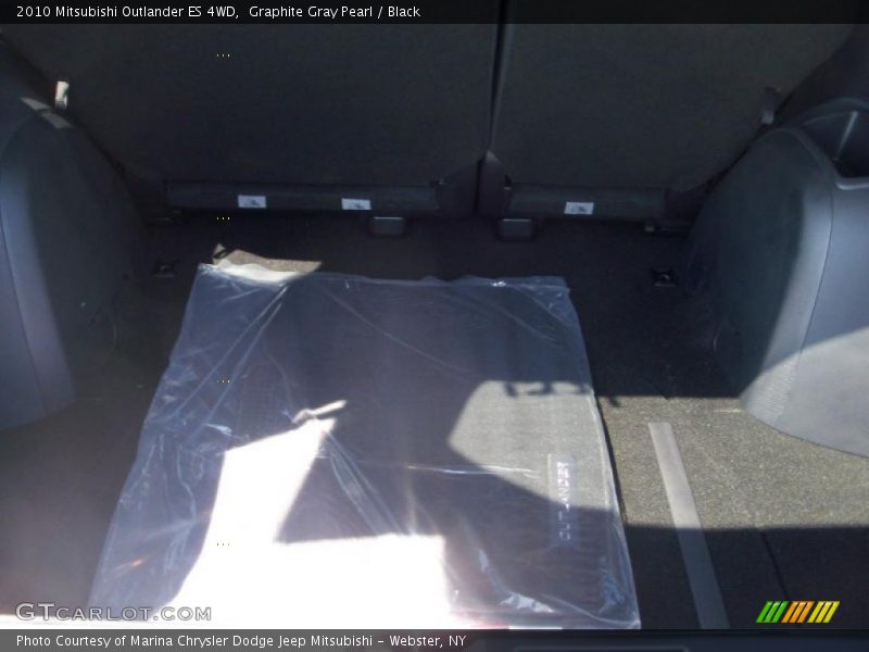 Graphite Gray Pearl / Black 2010 Mitsubishi Outlander ES 4WD