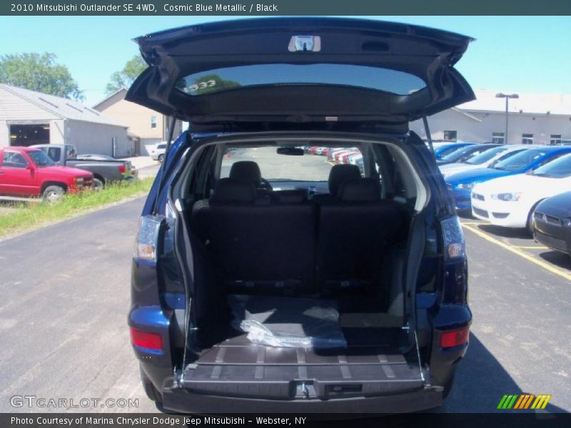 Cosmic Blue Metallic / Black 2010 Mitsubishi Outlander SE 4WD