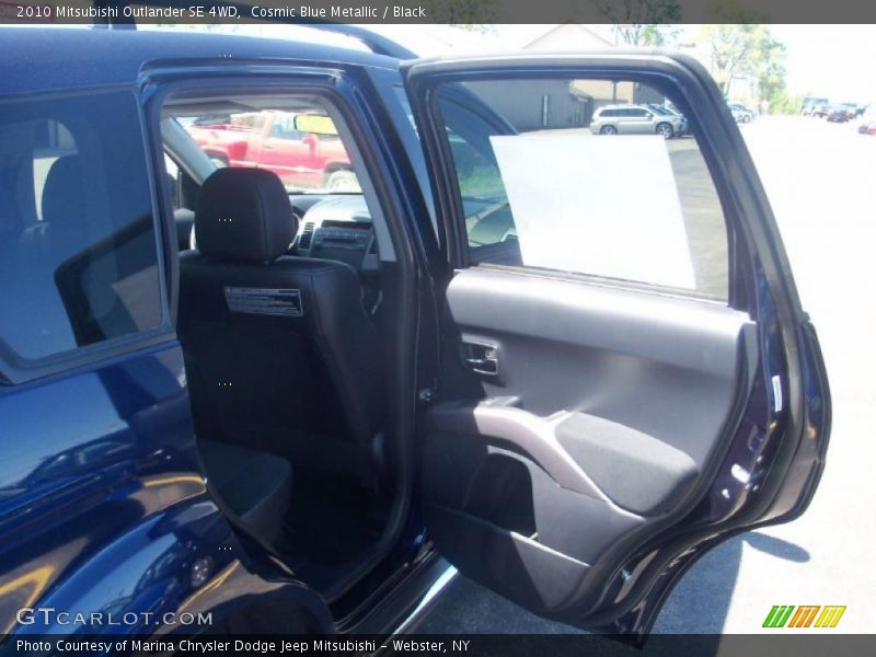 Cosmic Blue Metallic / Black 2010 Mitsubishi Outlander SE 4WD