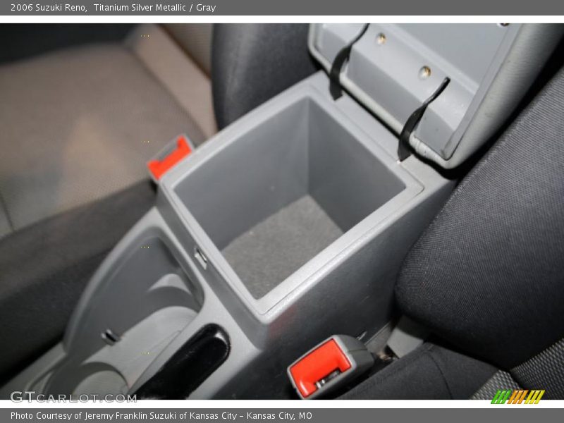 Titanium Silver Metallic / Gray 2006 Suzuki Reno