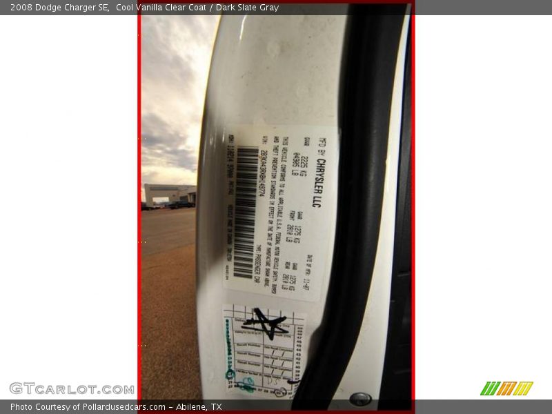 Cool Vanilla Clear Coat / Dark Slate Gray 2008 Dodge Charger SE