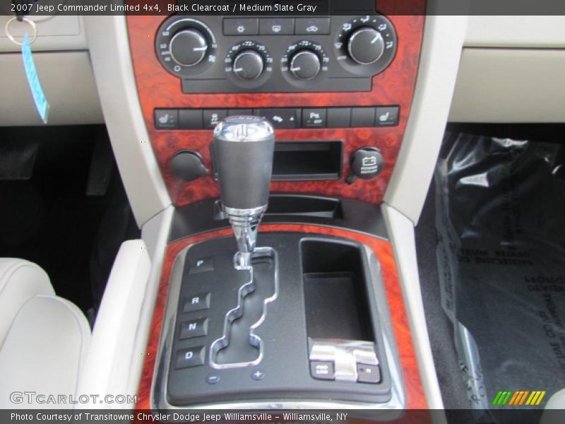 Black Clearcoat / Medium Slate Gray 2007 Jeep Commander Limited 4x4