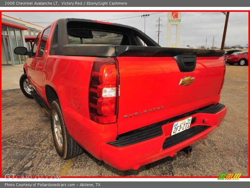 Victory Red / Ebony/Light Cashmere 2008 Chevrolet Avalanche LT
