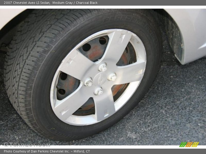 Medium Gray / Charcoal Black 2007 Chevrolet Aveo LS Sedan