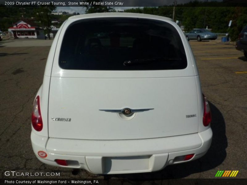 Stone White / Pastel Slate Gray 2009 Chrysler PT Cruiser Touring